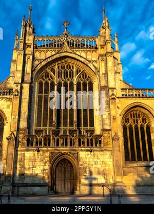 Gloucester Cathedral, formell die Cathedral Church of St. Peter und die Holy and Unvisible Trinity in Gloucester, Gloucestershire, Großbritannien Stockfoto