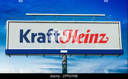 Reklametafel mit dem Logo von Kraft Heinz Stockfoto