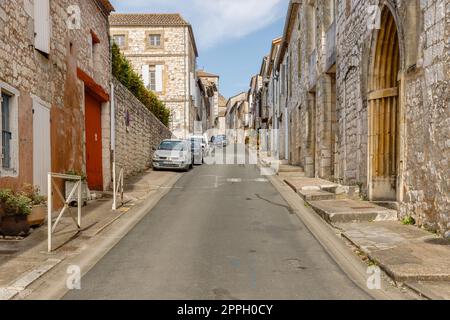 Architektonische Details typischer Häuser in Monflanquin, Frankreich Stockfoto