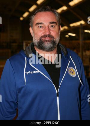 Sportlicher Leiter Stephan Swat (EHV Aue)Handball DHB 3. Liga Herren Ost Saison 2022-23 14.Spieltag SC Magdeburg II â€“ EHV Aue am 02.12.2022 in Magdeburg Stockfoto