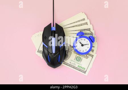 Pay-per-Click- und Autoclicker-Konzept. Verdienstmöglichkeiten im Internet Stockfoto