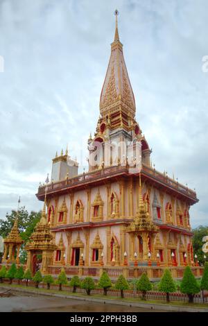 Wat Chalong Chedi, das höchste Tempel der Wat Chalong, Phuket, Thailand. Stockfoto