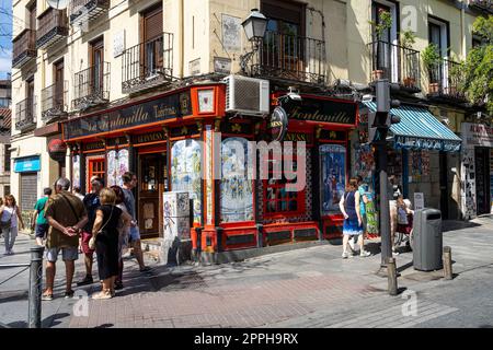 Typische Taverne in Madrid, Spanien Stockfoto