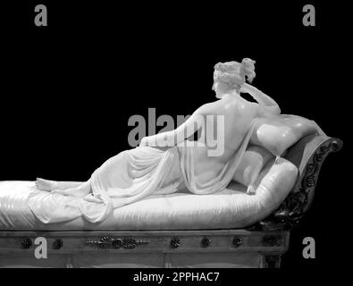 Klassische Statue von Pauline Bonaparte, angefertigt von Antonio Canova - Meisterwerk in der Villa Borghese Stockfoto