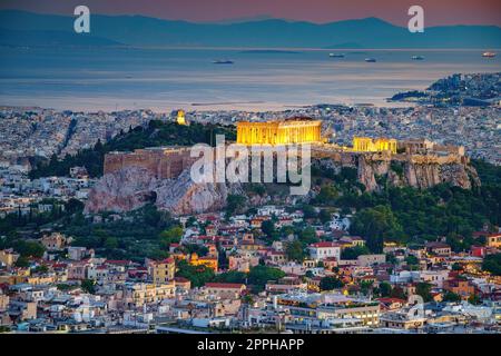 Luftaufnahme auf Athen, Griechenland bei Sonnenuntergang Stockfoto