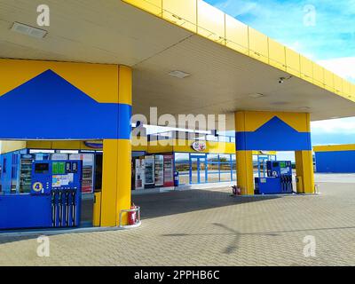Bacau, Rumänien - 11. September 2022: OMV-Tankstelle Stockfoto