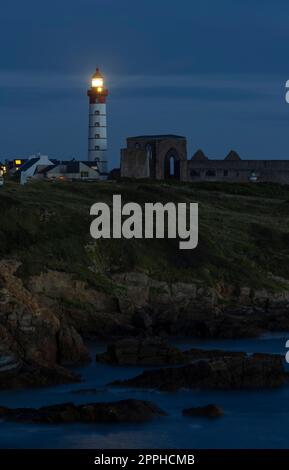 Leuchtturm Saint-Mathieu, Pointe Saint-Mathieu in Plougonvelin, Finistere, Frankreich Stockfoto