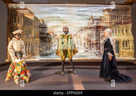 Vintage Puppentheater aus Holz. Alte historische Marionetten. Stockfoto