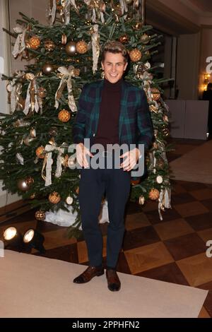 Lukas Sauer, Ernstings Fashion Dinner X-Mas 2022 im Hotel Fairmont vier Jahreszeiten, Hamburg, 29.11.2022 Stockfoto