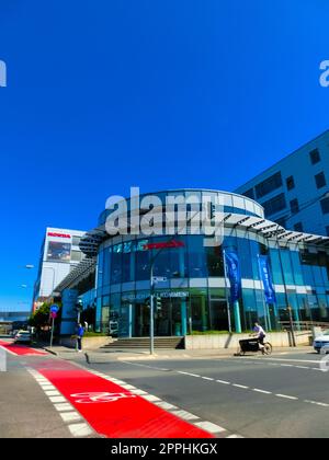 Außenansicht des Honda Händlerbetriebs in Frankfurt am Main. Honda Motor Company, Ltd. Ist ein japanischer öffentlicher multinationaler Konglomerat. Stockfoto