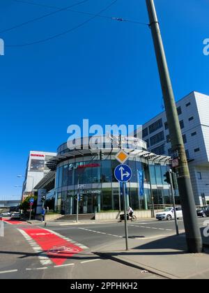 Außenansicht des Honda Händlerbetriebs in Frankfurt am Main. Honda Motor Company, Ltd. Ist ein japanischer öffentlicher multinationaler Konglomerat. Stockfoto