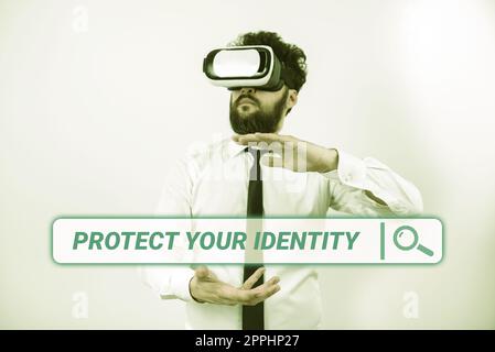 Handgeschriebener Text schützt Ihre Identität. Geschäftskonzept für den Schutz Ihrer Social-Media-Konten Stockfoto