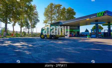 Marmaris, Türkei - 23. September 2022: Go-Tankstelle Stockfoto