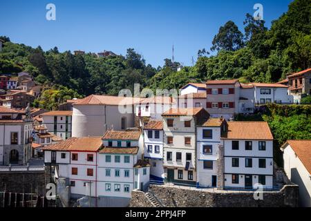 Das Fischerdorf Cudillero in Asturien, Spanien Stockfoto