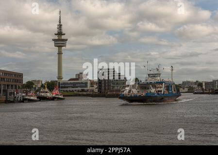 Der 106 Meter hohe Radarturm von Bremerhaven Stockfoto