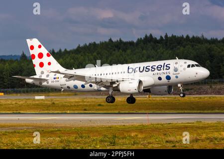 Brussels Airlines Airbus A319 Flugzeug Oslo Flughafen in Norwegen Stockfoto