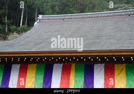 Details der Haupthalle von Nison-in im buddhistischen Tempelkomplex von Tendai. Stockfoto