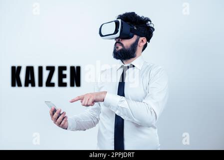 Textzeichen mit Kaizen. Geschäftskonzept eine japanische Unternehmensphilosophie zur Verbesserung der Arbeitspraktiken Stockfoto