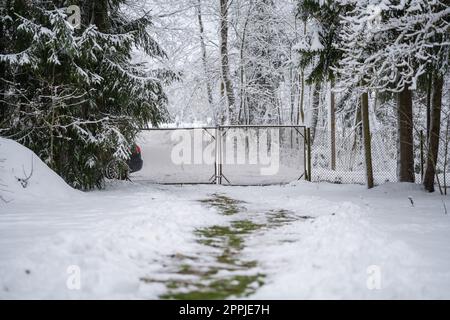 Der Weg vom Schnee. Stockfoto