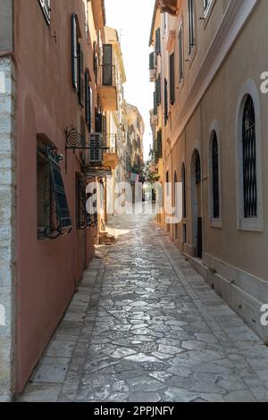 Gasse in der Altstadt von Kerkyra, Korfu Stockfoto