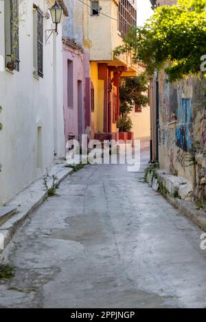 Anafiotika, malerisches kleines Viertel von Athen, Teil des alten historischen Viertels Plaka, enge Gassen, Athen, Griechenland Stockfoto