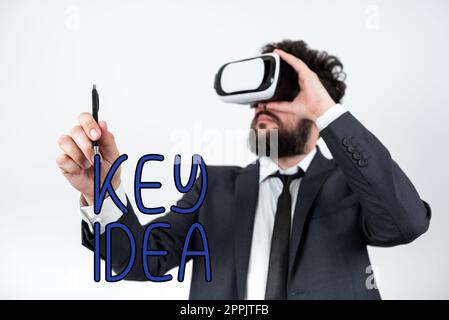 Handschriftliches Schild Schlüsselidee. Geschäftsidee außergewöhnliche oder wichtige Gedanken oder Vorschläge ohne Vergleich Stockfoto