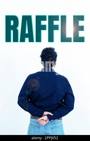 Handschrift Schild Raffle. Internetkonzept Mittel zur Geldbeschaffung durch den Verkauf nummerierter Tickets als Preis Stockfoto