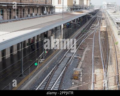 Hauptbahnhof Bologna centrale Stockfoto