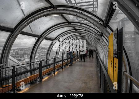 Moderne Architektur und malerischer Blick vom Centre Pompidou in Paris Stockfoto