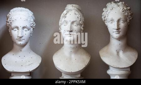 Possagno, Italien: Antonio Canova Kollektion. Klassische Skulpturen in weißem Marmor in seinem Haus. Stockfoto