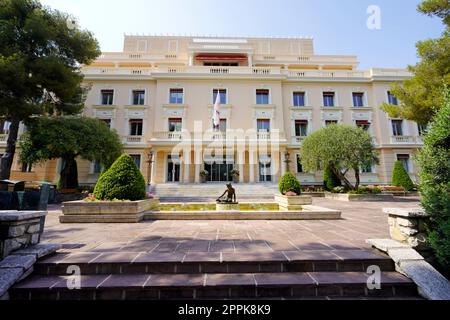 MONACO-VILLE, MONACO - 18. JUNI 2022: Fassade der offiziellen Residenz des Premierministers von Monaco Stockfoto