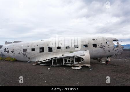 Solheimasandur Blick auf das Flugzeugwrack. Wahrzeichen Südislands Stockfoto