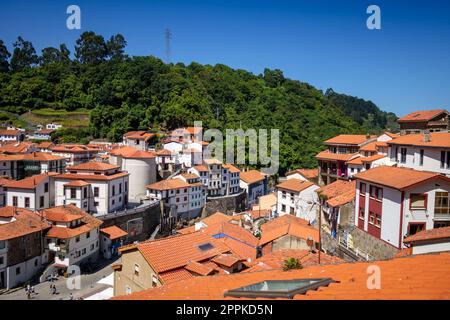 Das Fischerdorf Cudillero in Asturien, Spanien Stockfoto