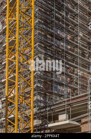 Umbau und Restaurierung eines alten Fabrikstandortes in Wohnungen Stockfoto