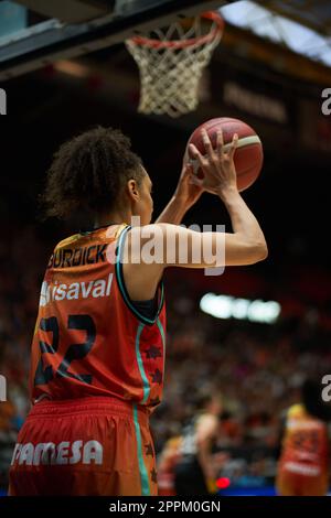 AWA Fam of Valencia Basket in Aktion während des Play off Viertelfinals von Liga Endesa im Pavilion Fuente de San Luis. Valencia Basket 77:35 Movistar Estudiantes Stockfoto