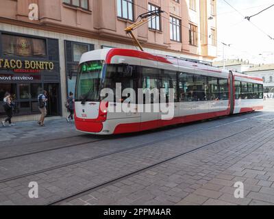 Straßenbahn in Brünn Stockfoto