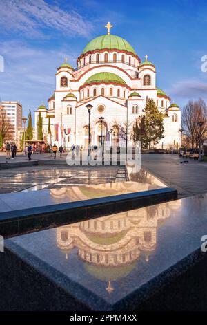 Kirche der Heiligen Sava - Serbisch-orthodoxe Kirche auf dem Vracar-Plateau in Belgrad, Serbien Stockfoto