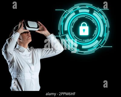 Eine Frau im weißen Hemd trägt eine VR-Brille und schaut auf wichtige Nachrichten. Geschäftsfrau Mit Einer Virtual-Reality-Brille Und Mit Grausamen Informationen. Stockfoto