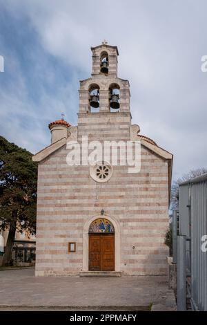 Dreifaltigkeitskirche in der Altstadt von Budva, Montenegro Stockfoto