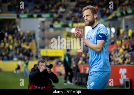 Broendby, Dänemark. 23. April 2023. Bjorn Kopplin (15) vom FC Randers, gesehen während des 3F stattfindenden Superliga-Spiels zwischen dem FC Broendby IF und dem FC Randers im Broendby Stadion in Broendby. (Foto: Gonzales Photo/Alamy Live News Stockfoto