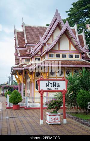 THAILAND PRACHUAP HUA HIN BAHNHOF Stockfoto