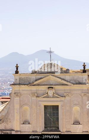 Blick auf das Kloster Certosa di San Martino vom Castel Sant'Elmo, Neapel, Italien Stockfoto