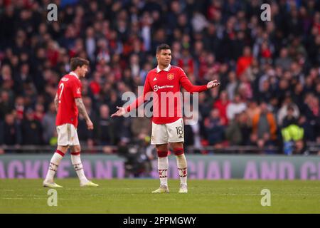 London, Großbritannien. 23. April 2023Casemiro von Manchester United während des Halbfinalspiels des FA Cup zwischen Brighton und Hove Albion und Manchester United im Wembley Stadium, London, am Sonntag, den 23. April 2023. (Foto: Tom West | MI News) Guthaben: MI News & Sport /Alamy Live News Stockfoto