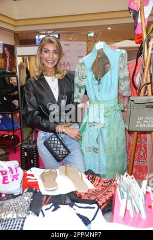 Annika Gassner, Charity-Flohmarkt zu Gunsten der Tribut an die Bambi Stiftung im Alstertal Einkaufzentrum, Hamburg, 21.03.2023 Stockfoto