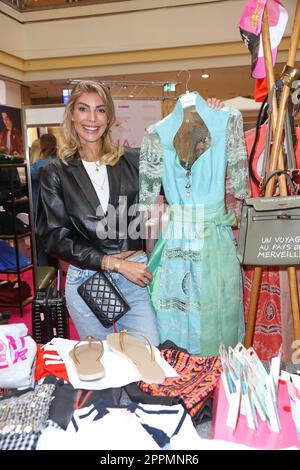 Annika Gassner, Charity-Flohmarkt zu Gunsten der Tribut an die Bambi Stiftung im Alstertal Einkaufzentrum, Hamburg, 21.03.2023 Stockfoto