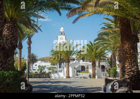 Blick auf Plaza Leon y Castillo auf San Bartolome auf der Kanarischen Insel Lanzarote, Spanien. Stockfoto