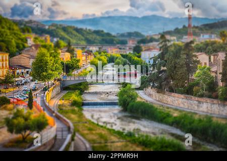 Panoramablick auf die Altstadt von Cosenza, Kalabrien, Italien Stockfoto