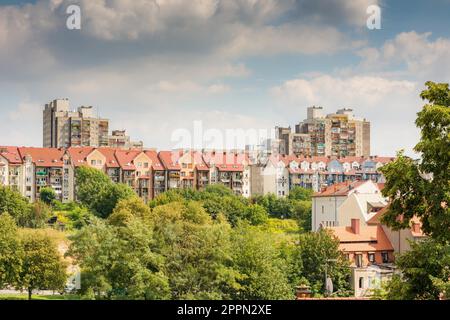 Ansicht von Görlitz in Sachsen, eines Wohnblocks in der Stadt Zgorzelek in Polen Stockfoto