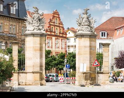 ANSBACH, DEUTSCHLAND - 22. AUGUST: Das Tor zum Residenzschloss in Ansbach am 22. August 2017 Stockfoto