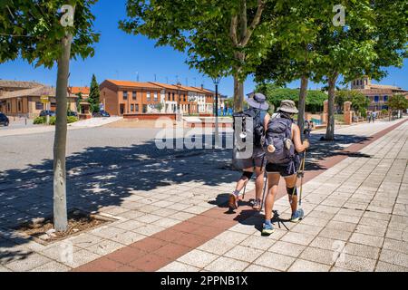 Pilger in Frómista. Französische Art, Art St. James Fromista, Palencia, Kastilien und Leon, Spanien, Europa Stockfoto